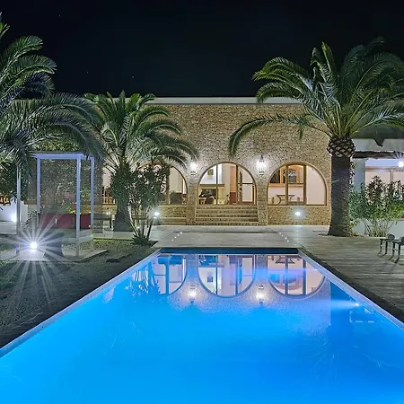 Cheis Ibiza Villa *